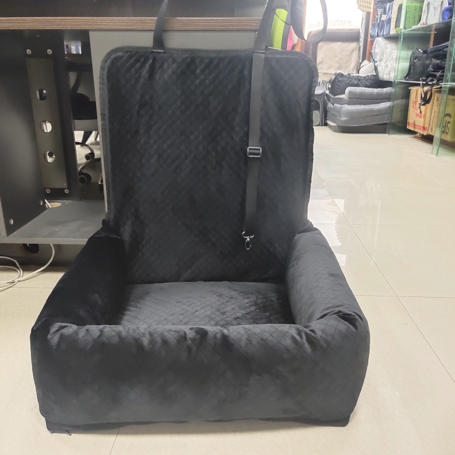 跨境新款宠物车载包外出宠物汽车安全座椅垫猫狗防脏车载宠物包(图1)